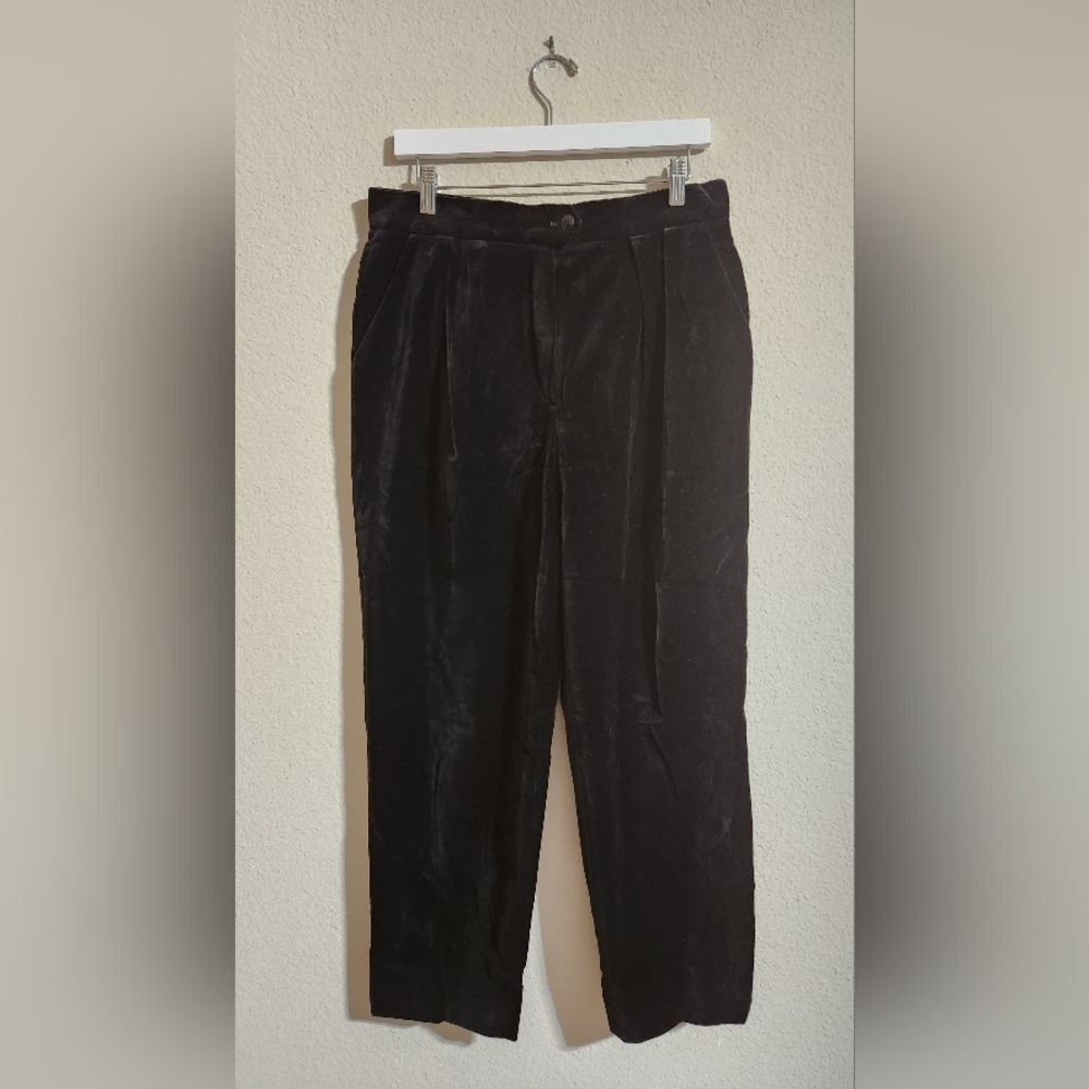Escada Black Velvet Pants Made in Germany Women’s Trousers size 40 (US size 10)